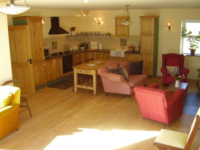 Glenboy Country Accommodation Oldcastle Экстерьер фото